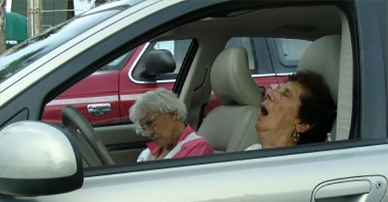 old-ladies-car
