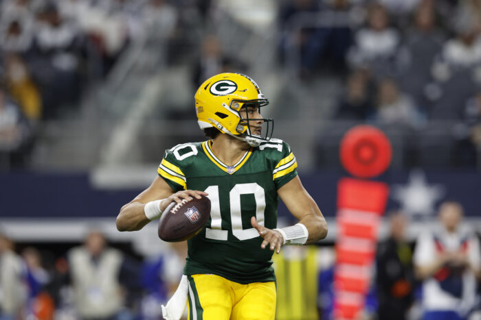 Green Bay Packers quarterback Jordan Love (10) looks to pass during an NFL wild-card playoff football game Sunday, Jan. 14, 2024 in Arlington, Texas. (AP Photo/Matt Patterson)